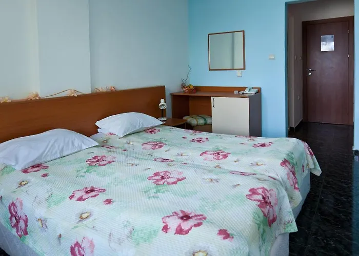 Hotel Perla Beach Holiday Club