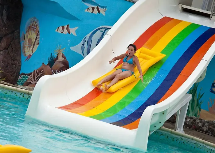 호텔 Perla Beach Holiday Club 프리모르스코